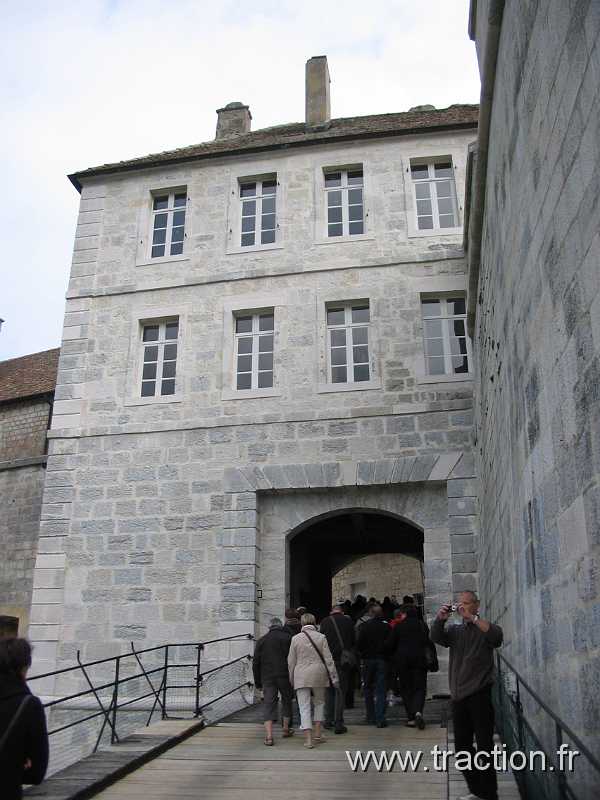 2011_CVAAM_35ans_4_Chateau_de_joux (28).JPG - 35 Ans du CVAAM, sortie dans le Doubs et le Jura, du 26 Avril au 1er Mai 2011, le chateau de Joux